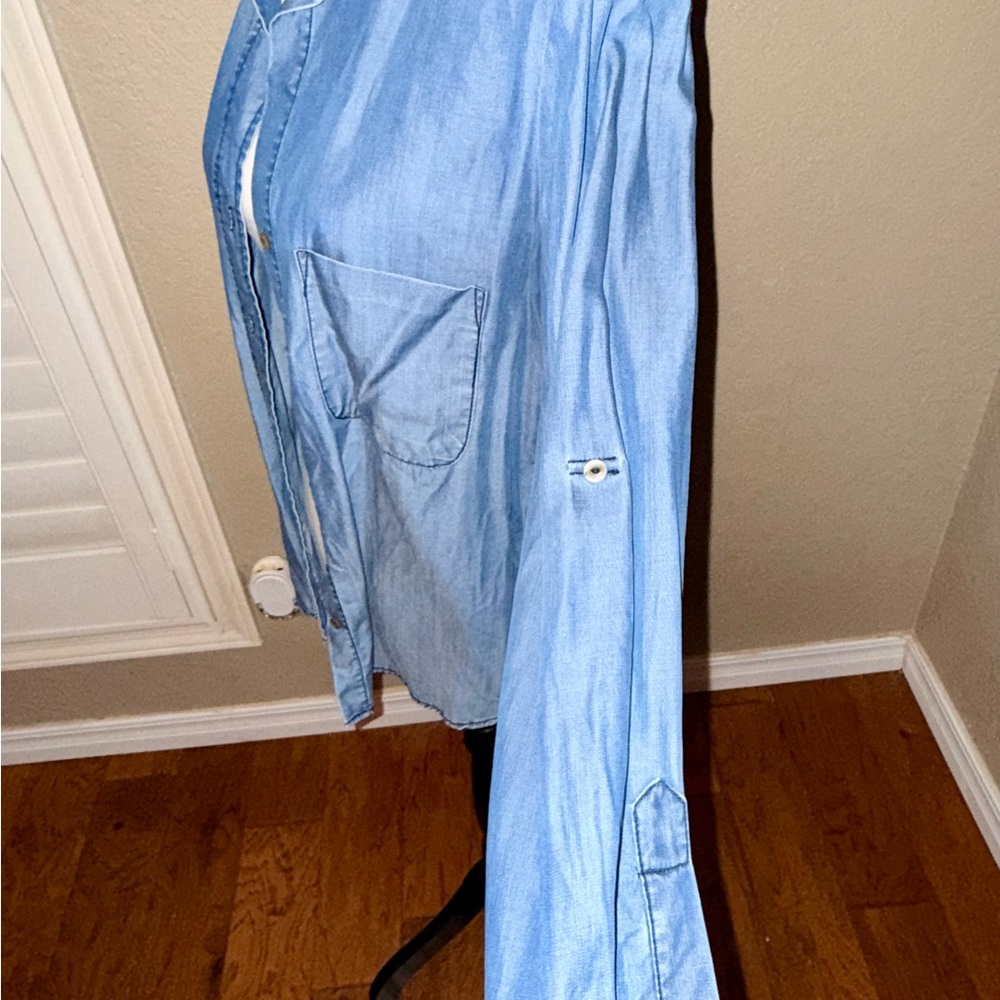 Velvet Heart Denim Geometric Yoke Shirt - Picture 6 of 7
